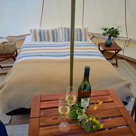 Vesteralen Glamping 豪华帐篷 Bo i Vesteralen